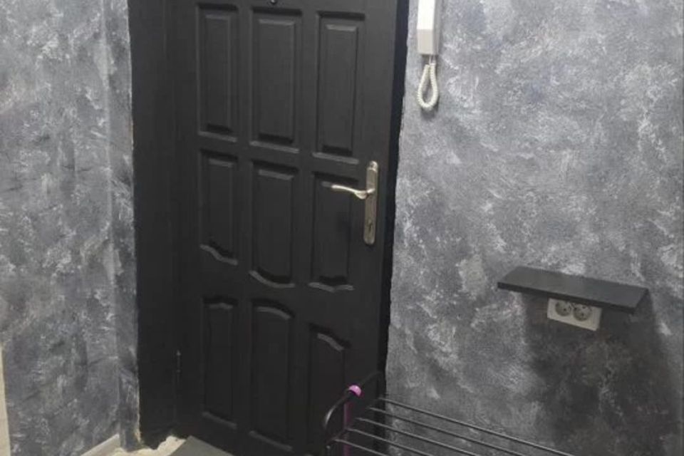 Продаётся 2-комнатная квартира, 41.8 м²
