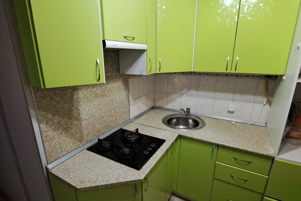 Продаётся 3-комнатная квартира, 55.6 м²