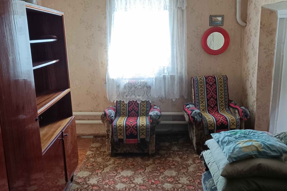 Сдаётся 1-этажный дом, 60 м²