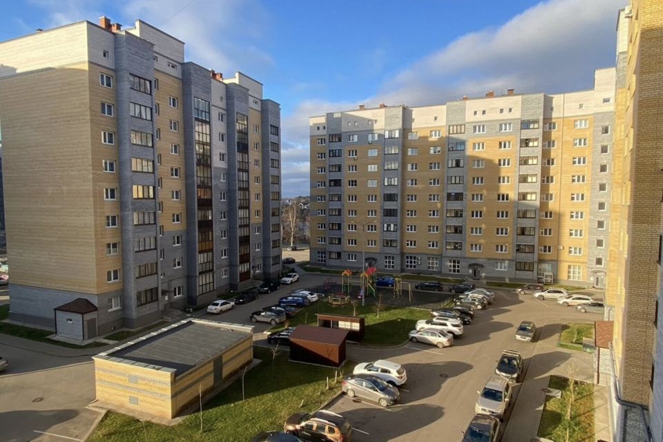 Продаётся 1-комнатная квартира, 42 м²