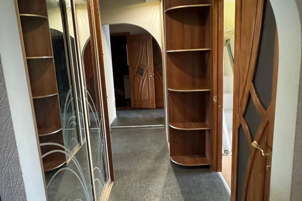 Продаётся 4-комнатная квартира, 86 м²