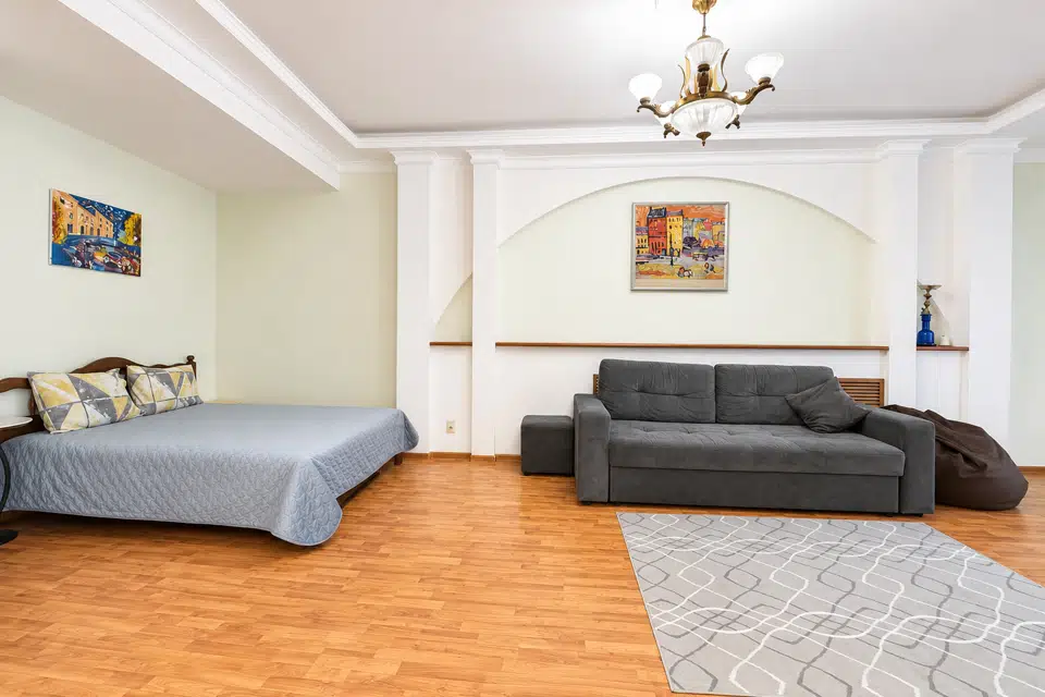 Продаётся 1-комнатная квартира, 71.7 м²