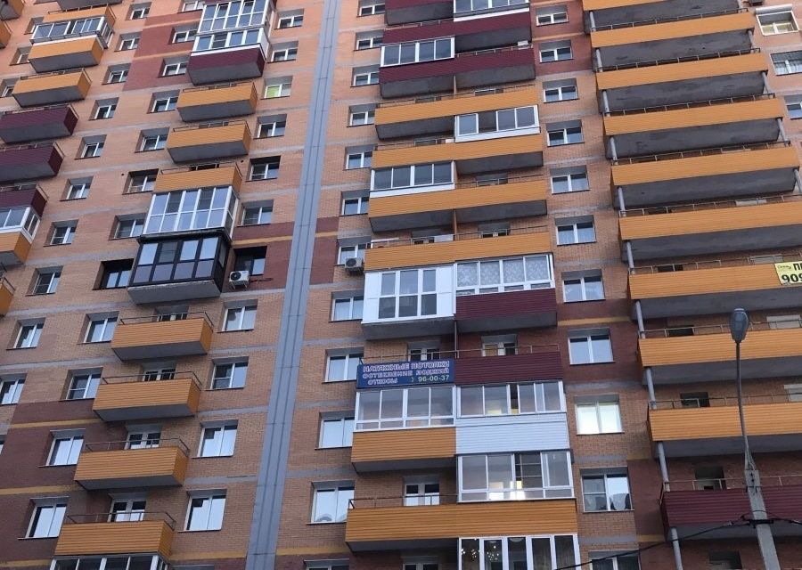 Продаётся 1-комнатная квартира, 49 м²