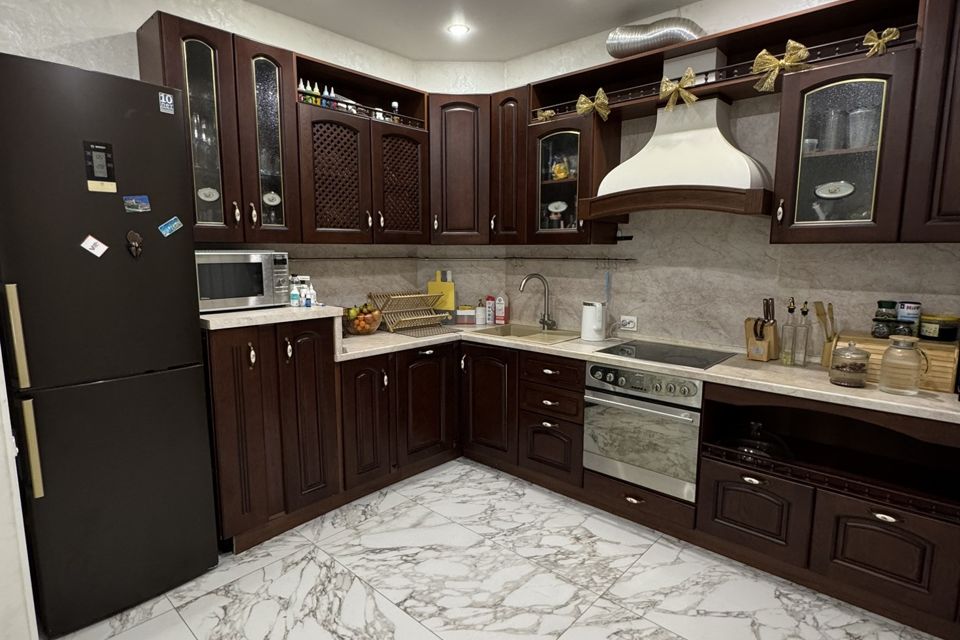 Продаётся 3-комнатная квартира, 69.8 м²