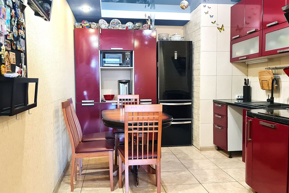 Продаётся 2-комнатная квартира, 73.2 м²