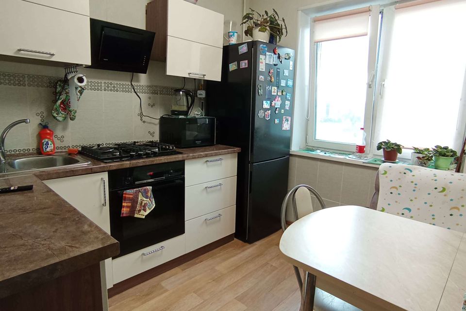 Продаётся 2-комнатная квартира, 51.8 м²