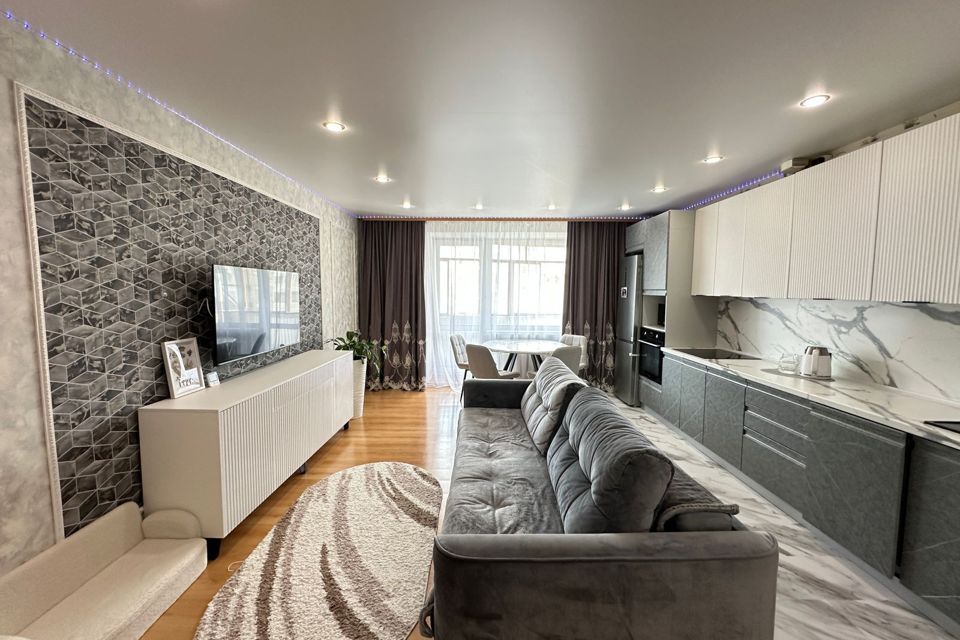 Продаётся 2-комнатная квартира, 68.1 м²