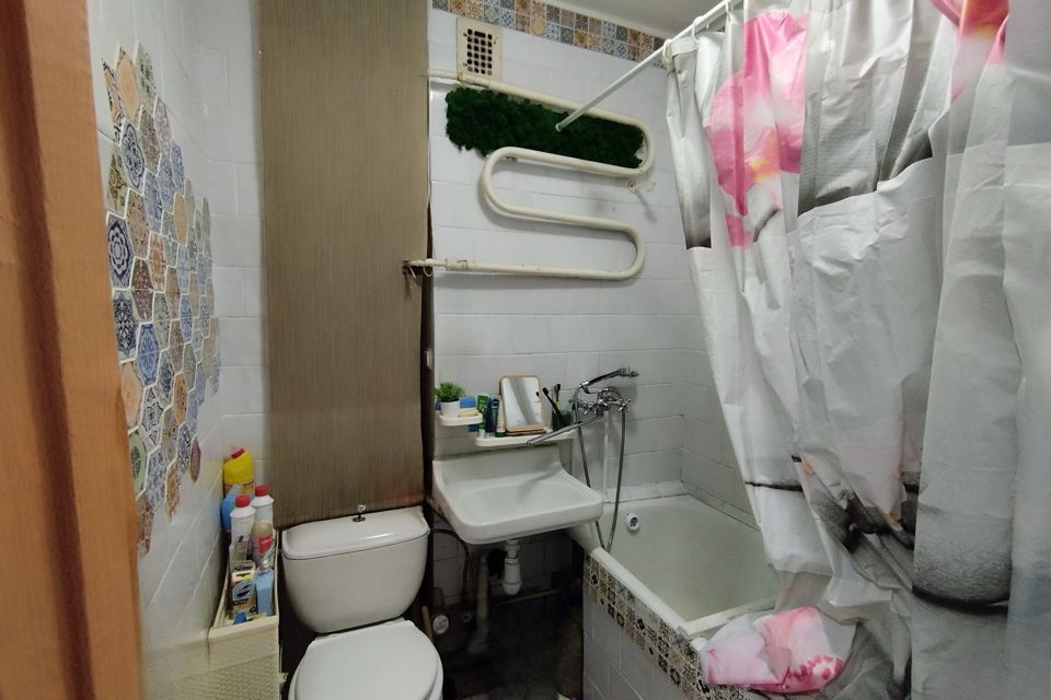 Продаётся 2-комнатная квартира, 42.8 м²
