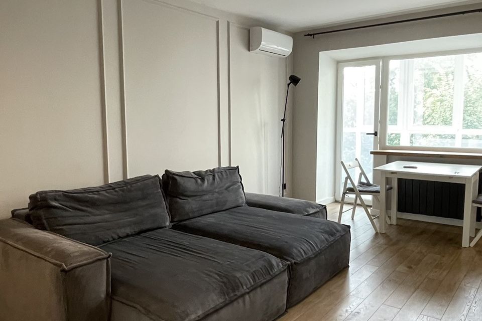 Продаётся 3-комнатная квартира, 54.5 м²