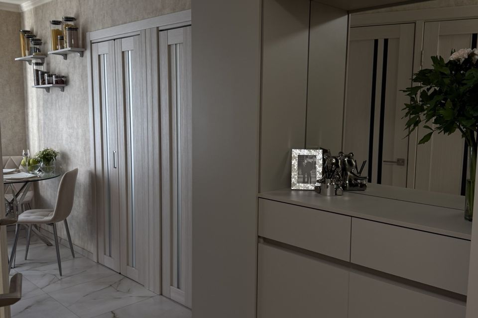 Продаётся 2-комнатная квартира, 40.7 м²
