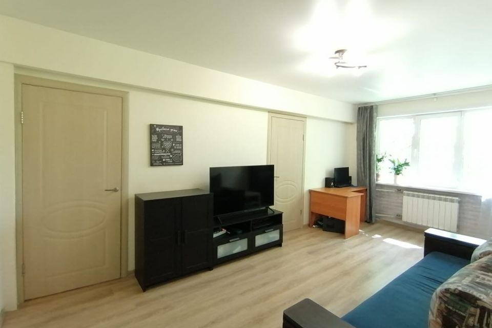 Продаётся 3-комнатная квартира, 59.3 м²