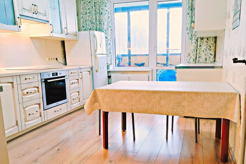 Продаётся 3-комнатная квартира, 72 м²