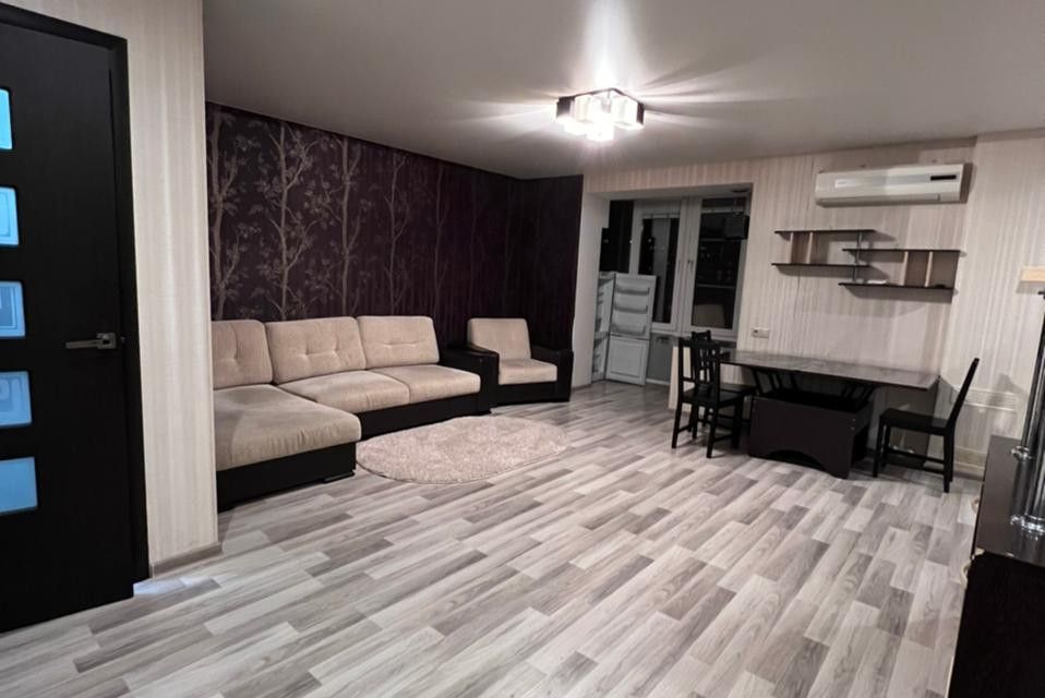 Продаётся 2-комнатная квартира, 55.9 м²