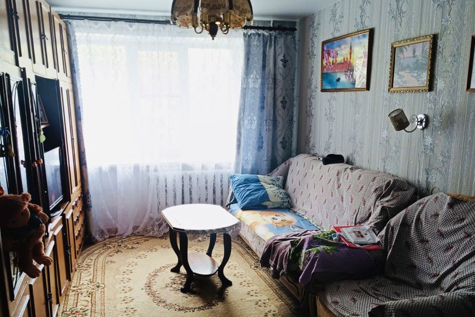 Продаётся 3-комнатная квартира, 61.4 м²