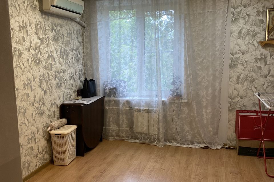 Продаётся 3-комнатная квартира, 43 м²
