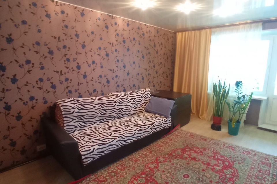 Продаётся 2-комнатная квартира, 42.2 м²