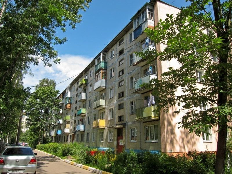 Улица Менделеева Фото