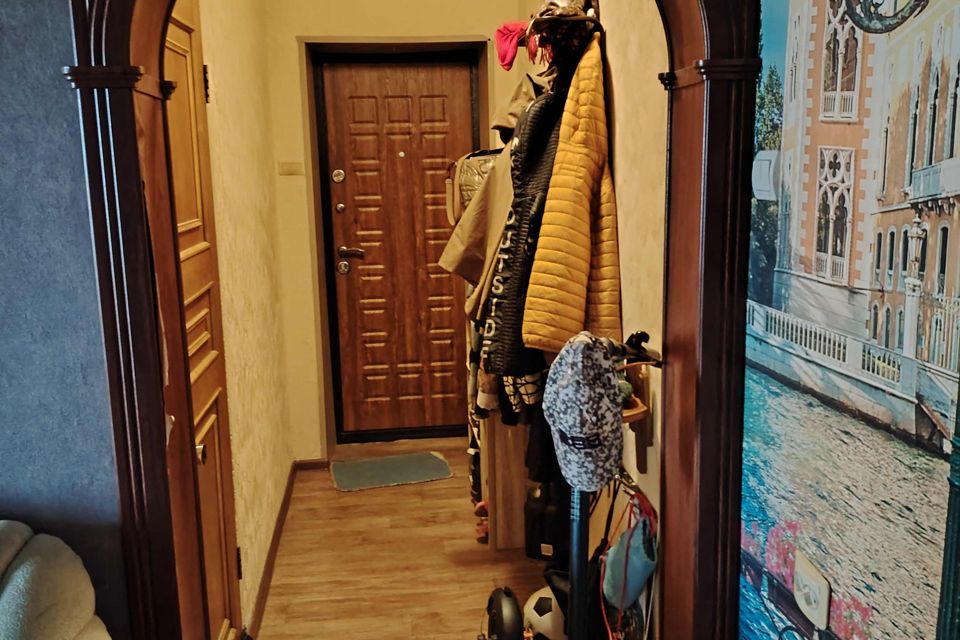Продаётся 3-комнатная квартира, 56.2 м²