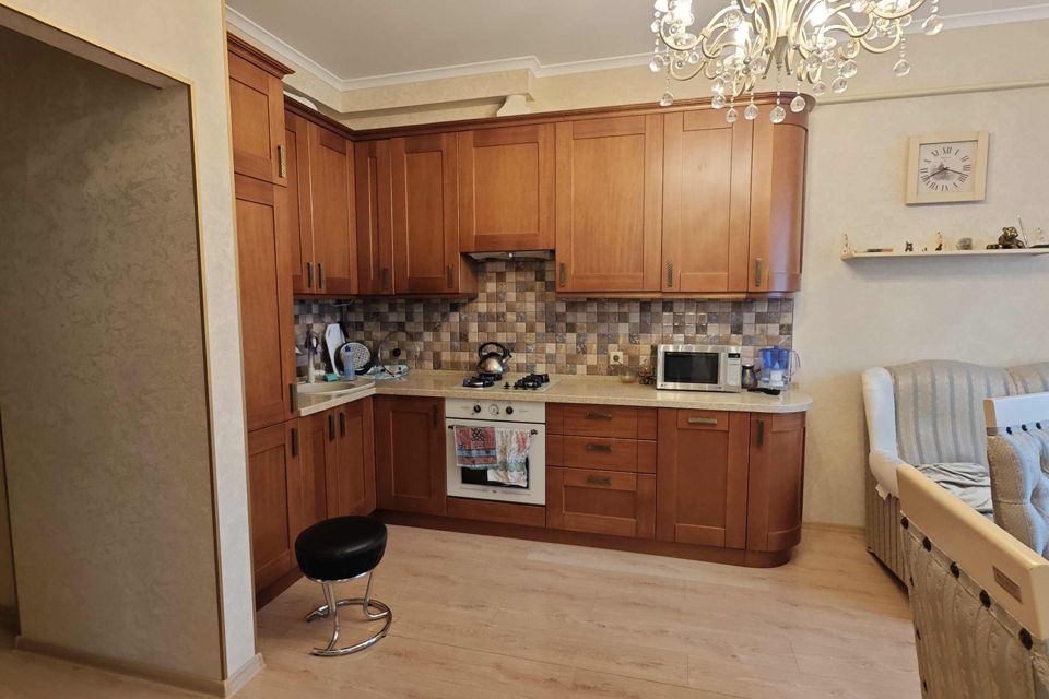 Продаётся 1-комнатная квартира, 52 м²
