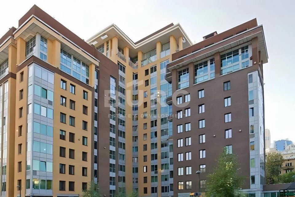 Продаётся 3-комнатная квартира, 109.87 м²