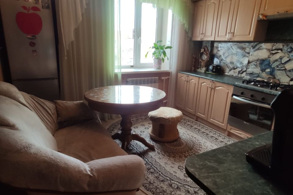 Продаётся 3-комнатная квартира, 77.7 м²