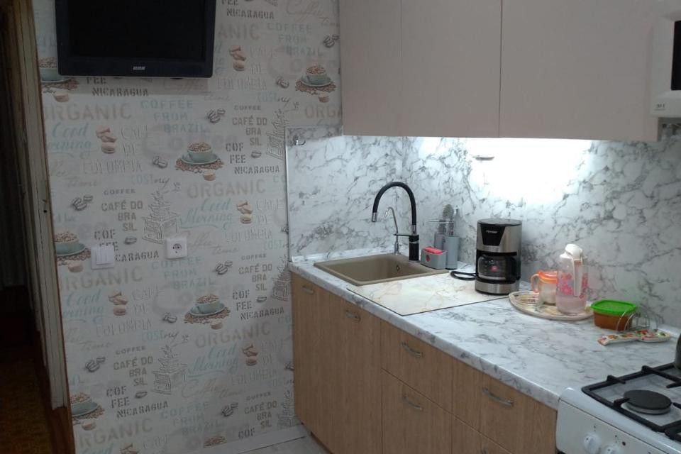 Продаётся 3-комнатная квартира, 58.6 м²