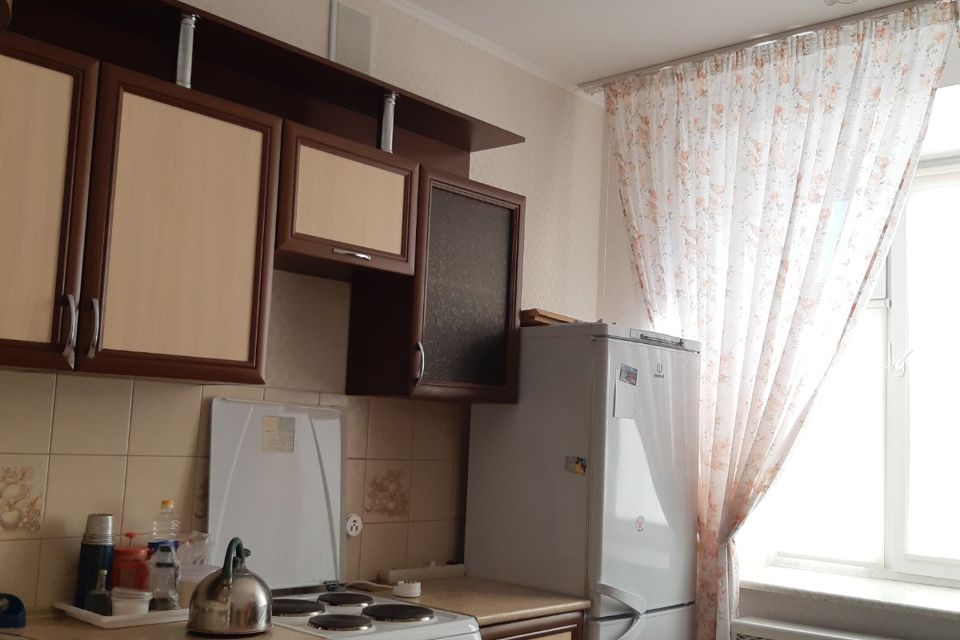 Продаётся 1-комнатная квартира, 42.4 м²