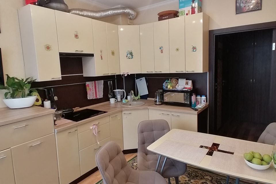 Продаётся 1-комнатная квартира, 44.2 м²