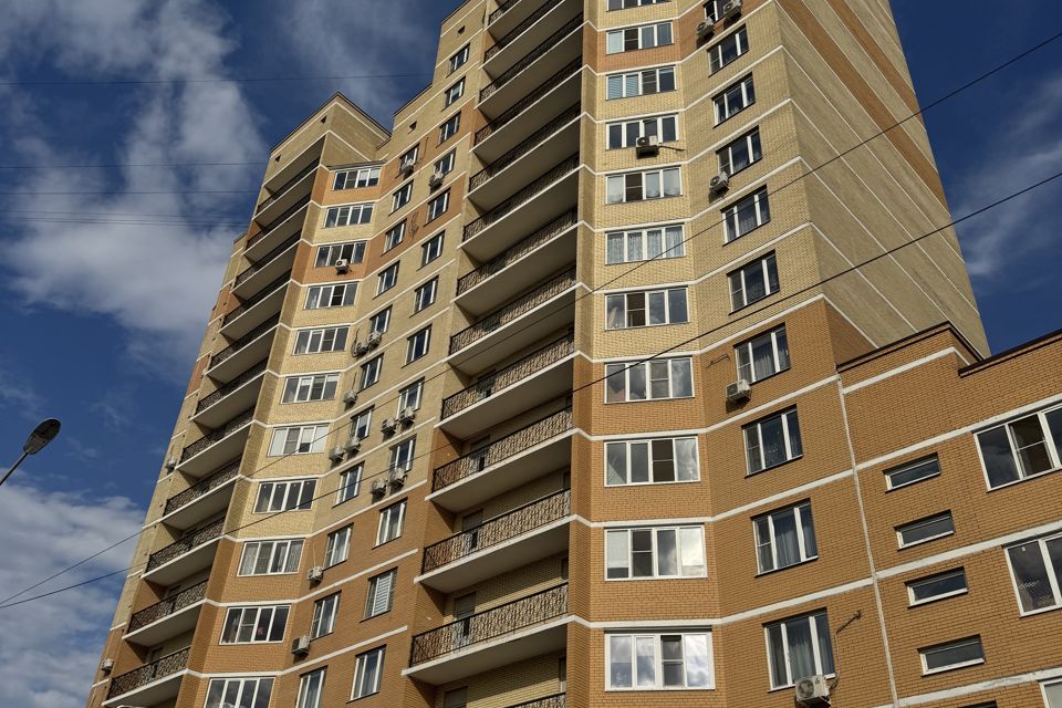 Продаётся 1-комнатная квартира, 43 м²