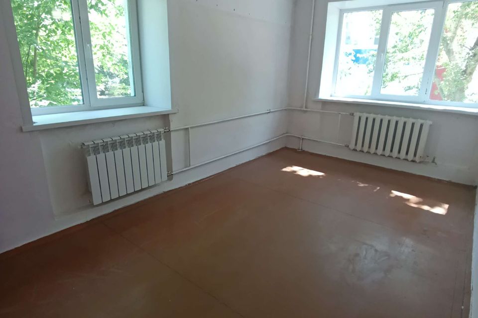 Продаётся 3-комнатная квартира, 70.3 м²