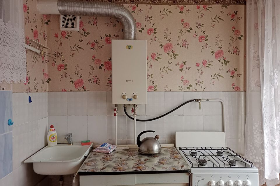 Продаётся 3-комнатная квартира, 55.7 м²