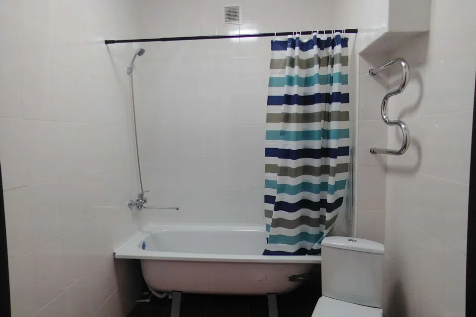 Сдаётся 2-комнатная квартира, 60 м²