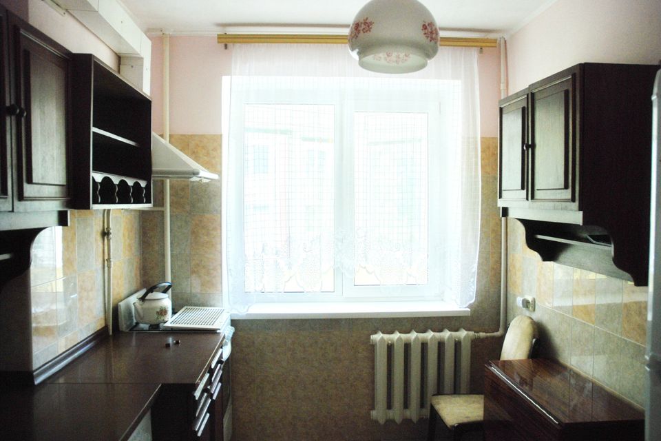Продаётся 1-комнатная квартира, 42 м²