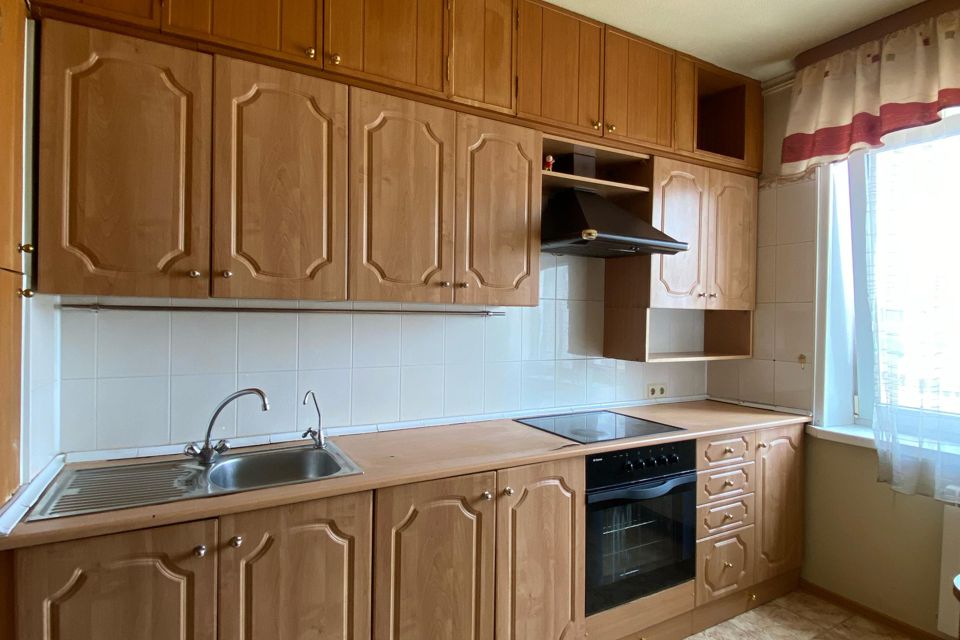 Продаётся 3-комнатная квартира, 64.4 м²