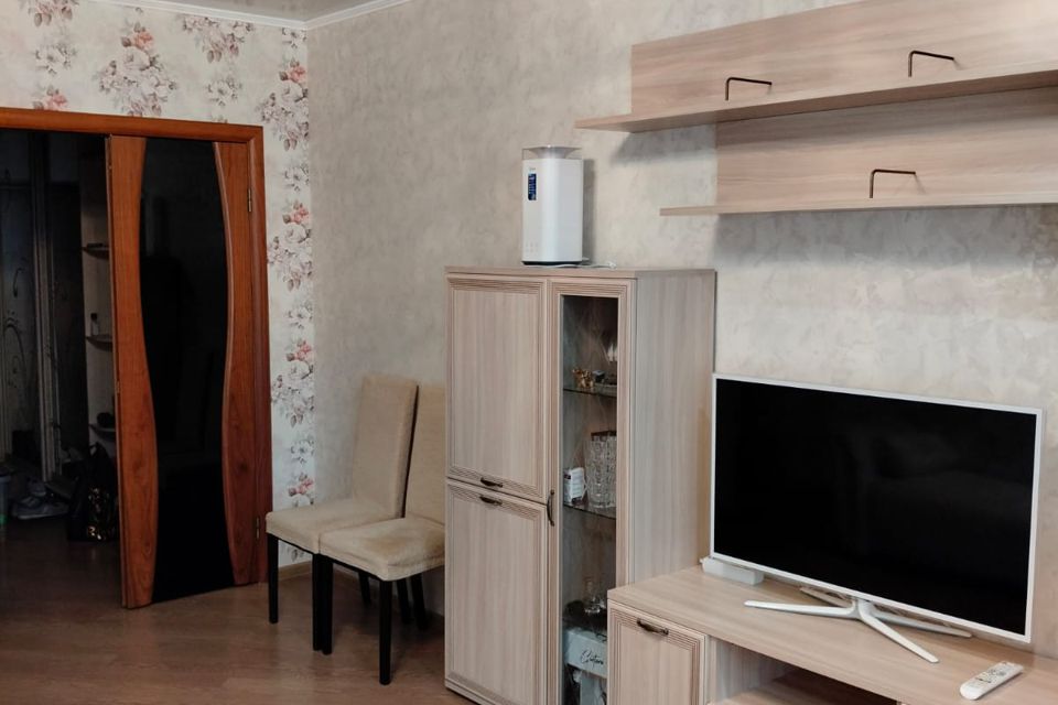 Продаётся 2-комнатная квартира, 76.2 м²
