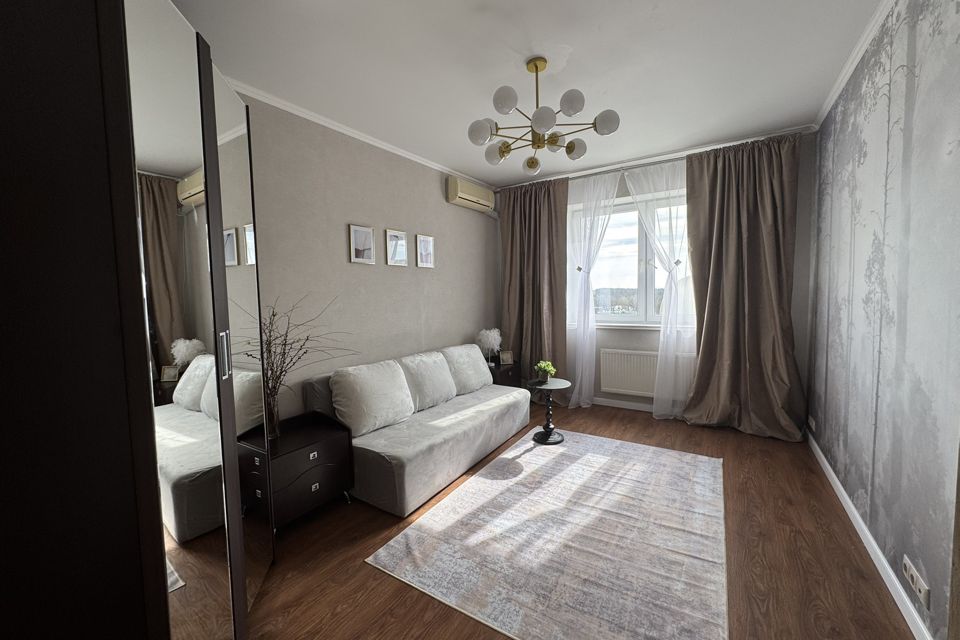 Продаётся 1-комнатная квартира, 47 м²