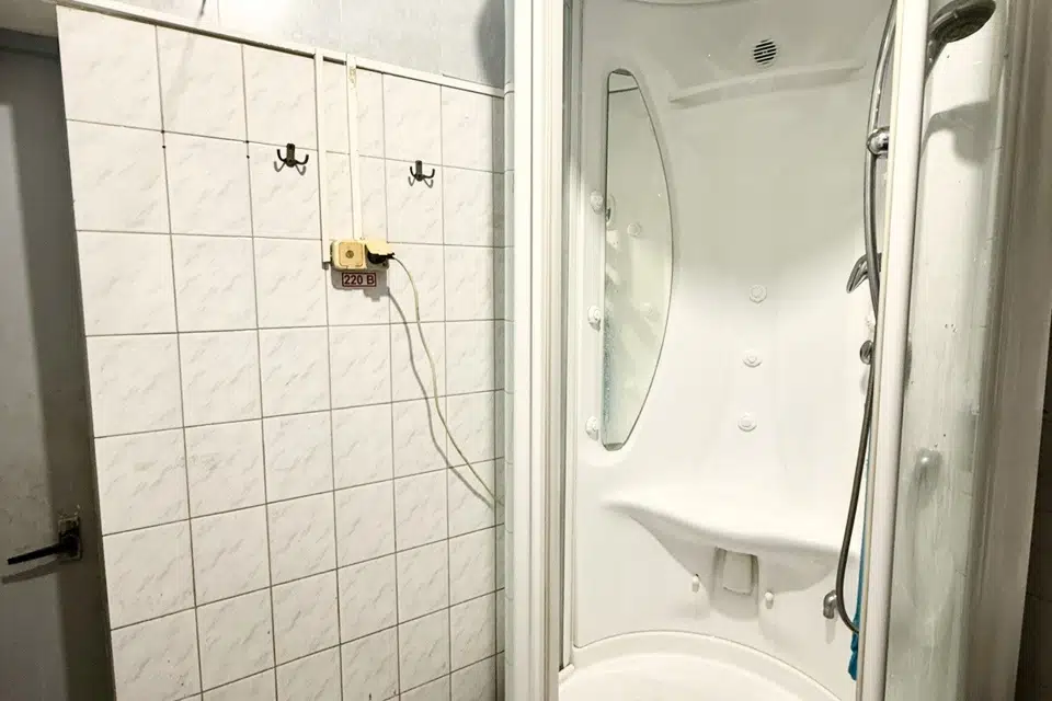 Продаётся комната в 4-комн. квартире, 13.1 м²
