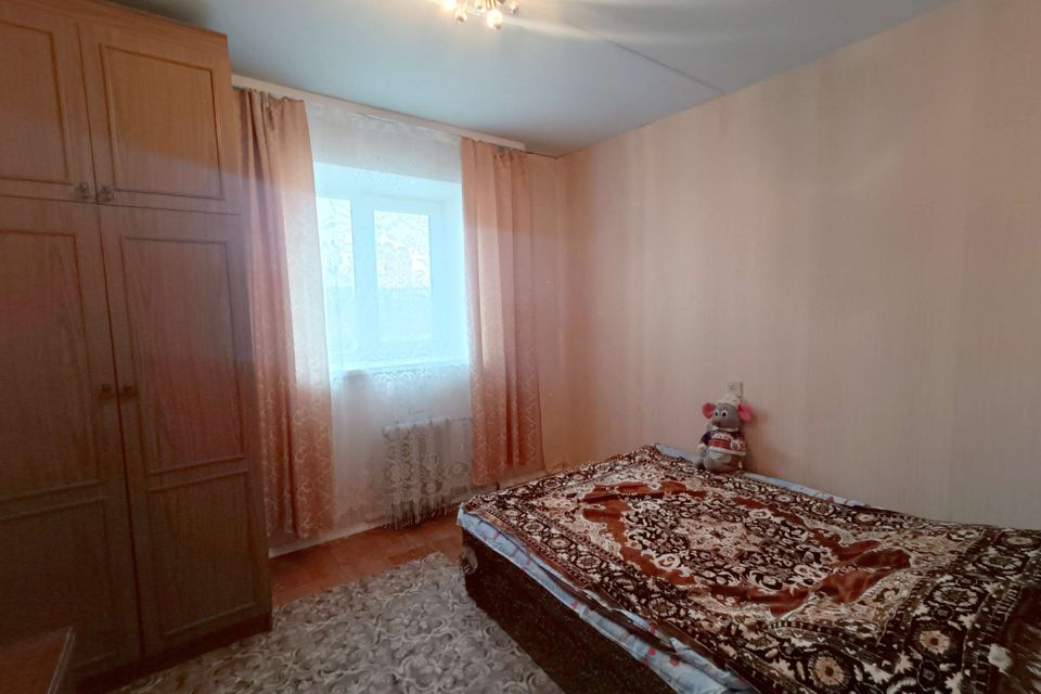 Продаётся 3-комнатная квартира, 56.7 м²