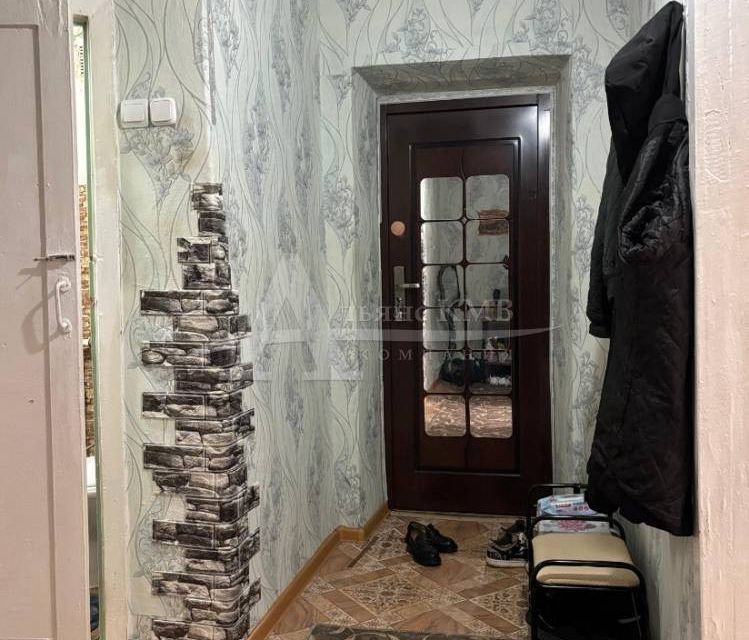 Продаётся 4-комнатная квартира, 72 м²