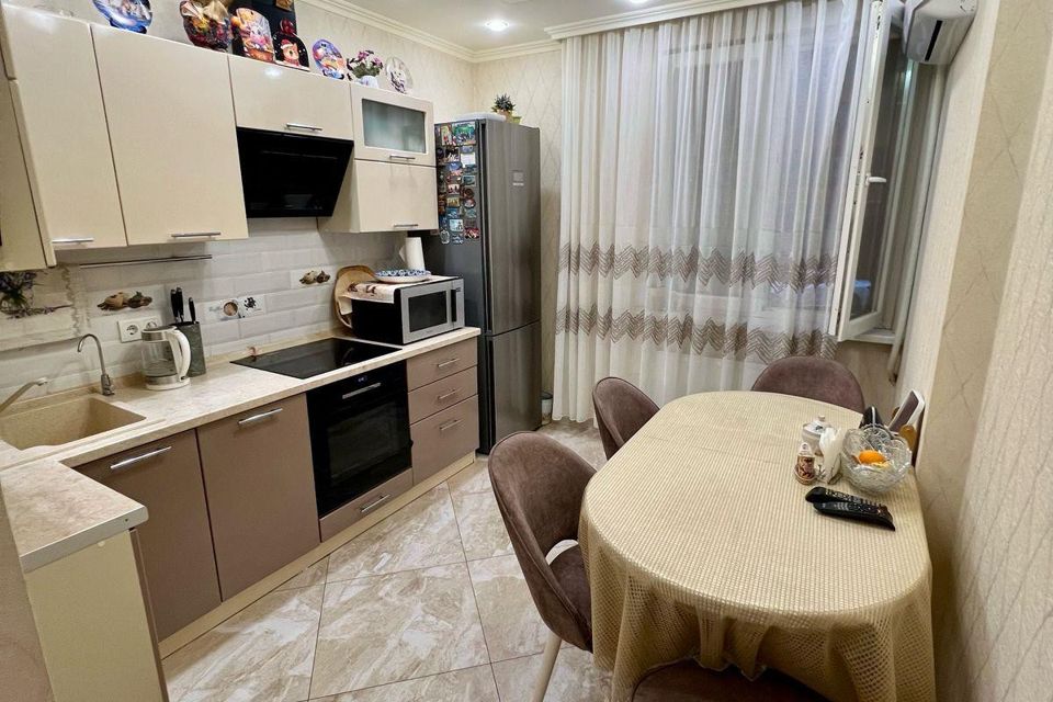 Продаётся 2-комнатная квартира, 47.6 м²