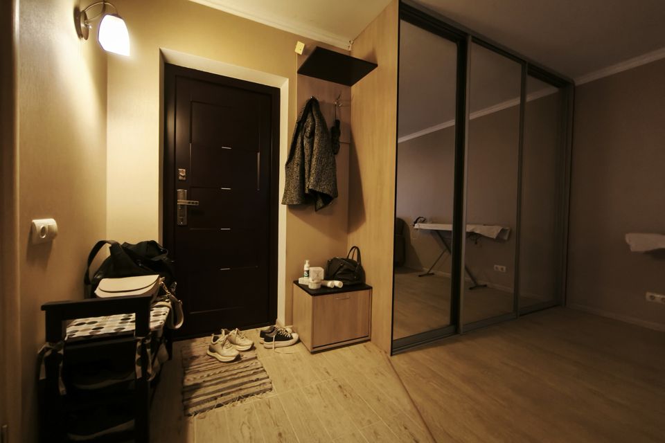 Продаётся 1-комнатная квартира, 37.9 м²