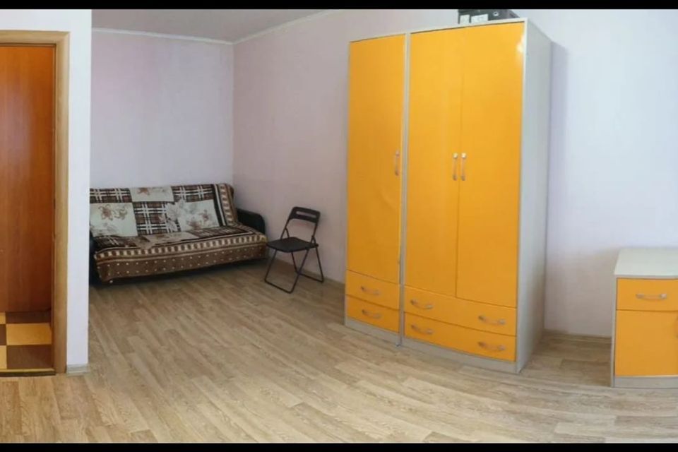 Продаётся 1-комнатная квартира, 43 м²