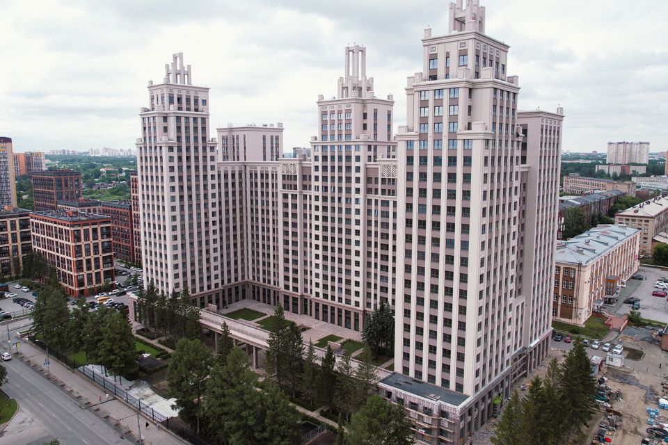 Продаётся 4-комнатная квартира, 94.2 м²