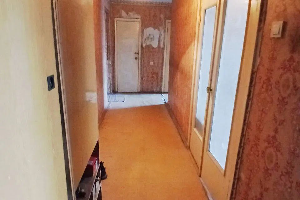 Продаётся 3-комнатная квартира, 61.8 м²