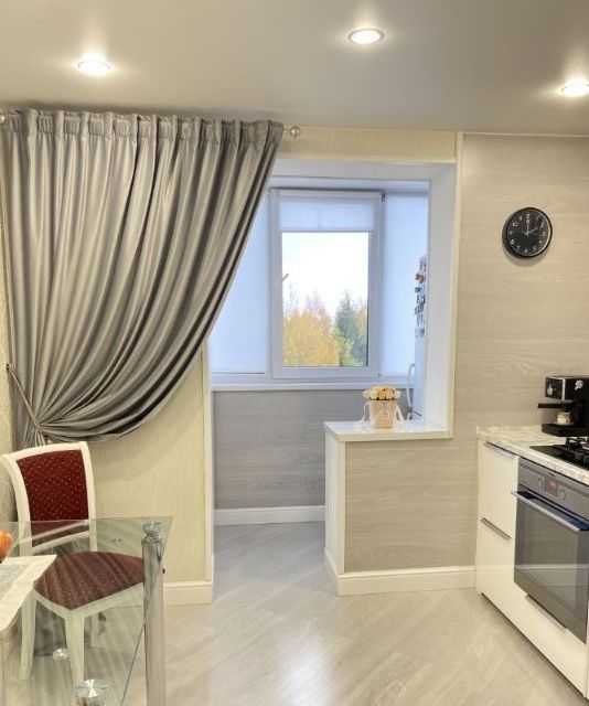 Продаётся 1-комнатная квартира, 53 м²