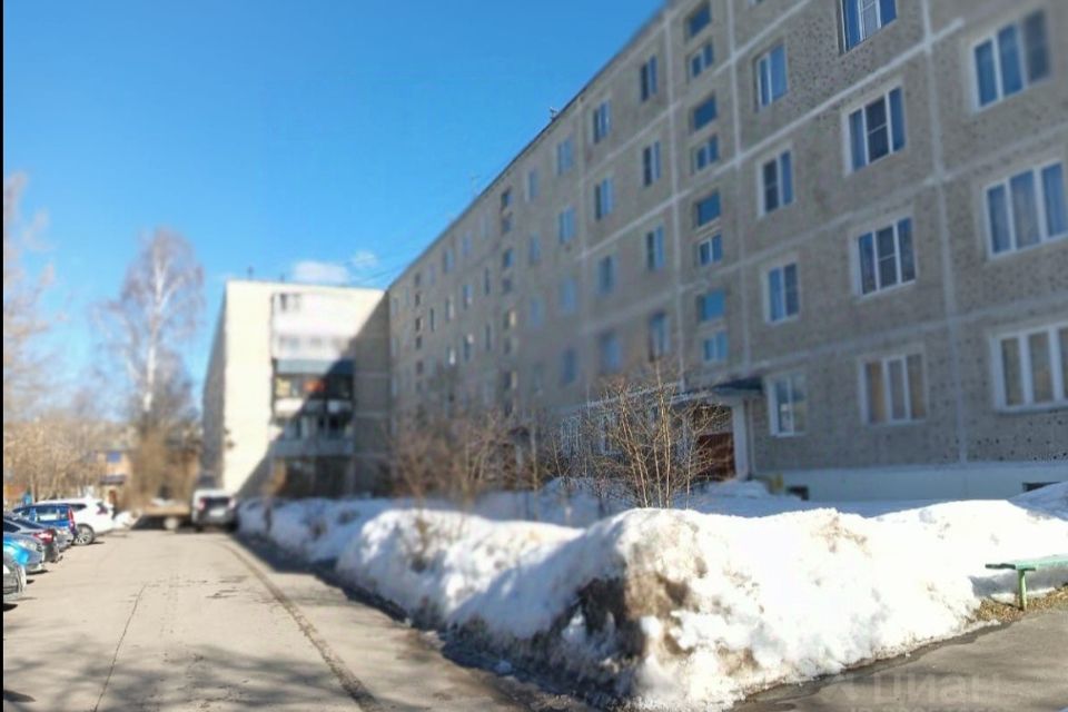 Продаётся 4-комнатная квартира, 59.4 м²