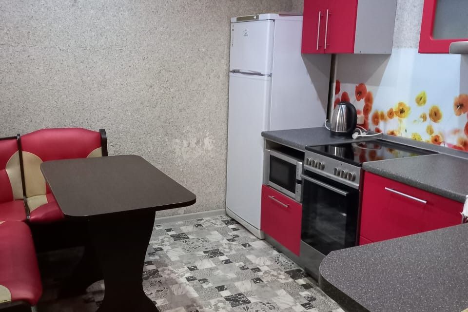 Сдаётся 2-комнатная квартира, 52 м²