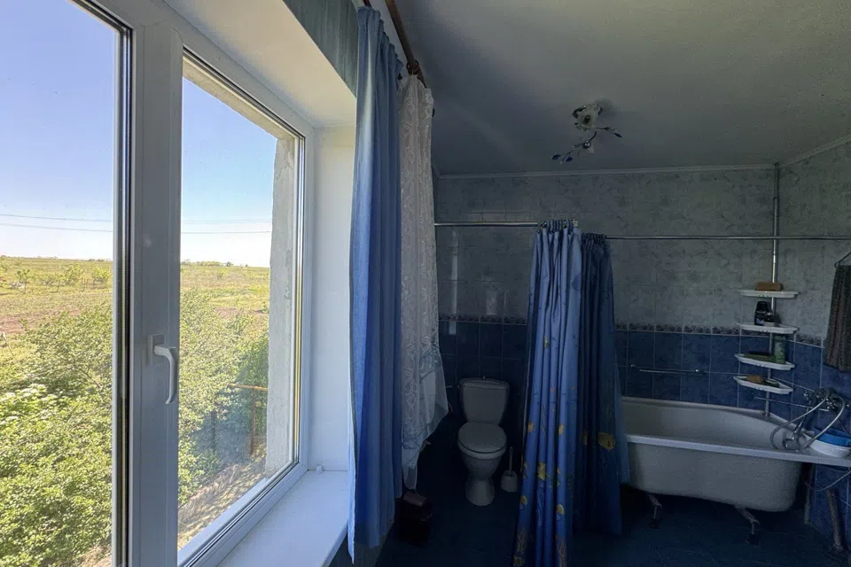 Продаётся 2-этажный дом, 390 м²
