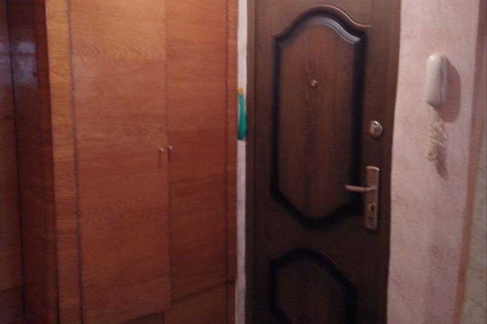 Продаётся 1-комнатная квартира, 32 м²