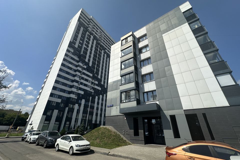 Продаётся 2-комнатная квартира, 60.7 м²